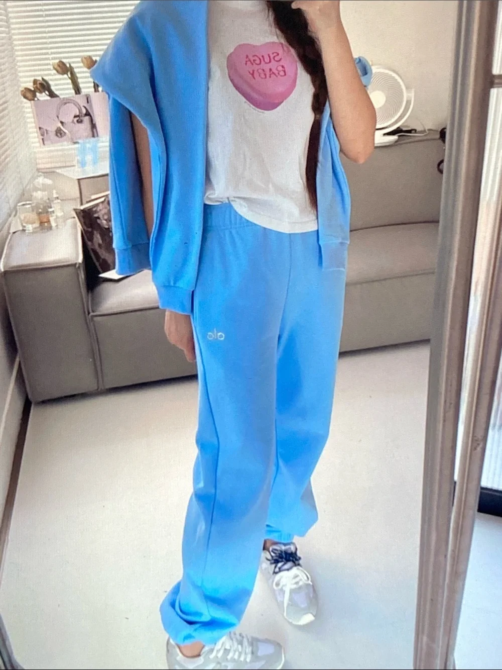 ALO Yoga Women's Light Blue Crewneck Sweatshirt & Joggers 2-piece Set